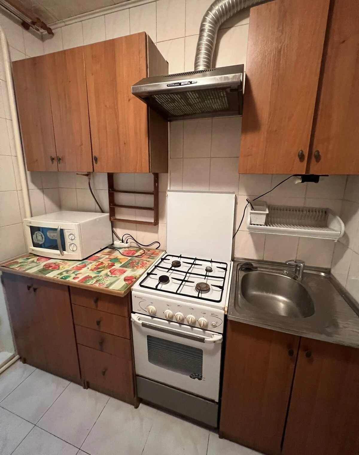 2-кімнатна квартира, Київський: косметичний ремонт, вода й опалення без світла - фото 3