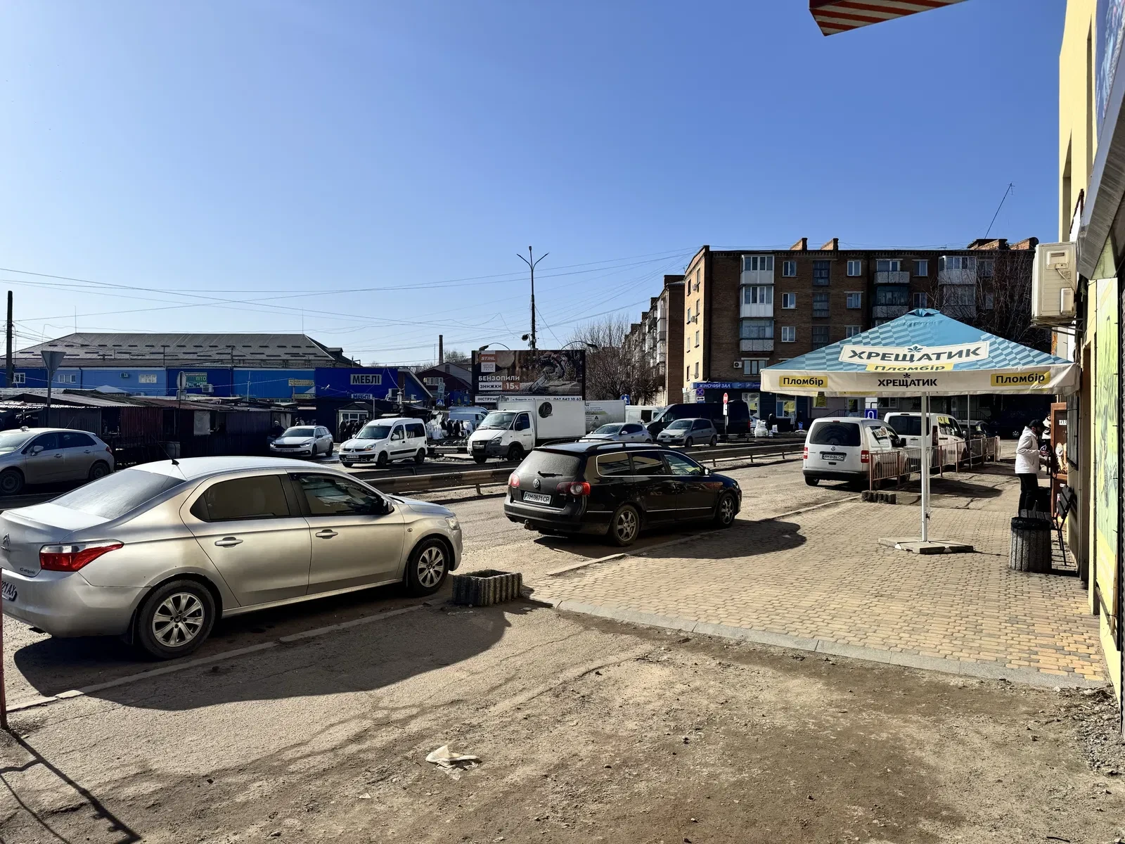 Приміщення, Бердичів: світло завжди, центр базару, два входи - фото 3