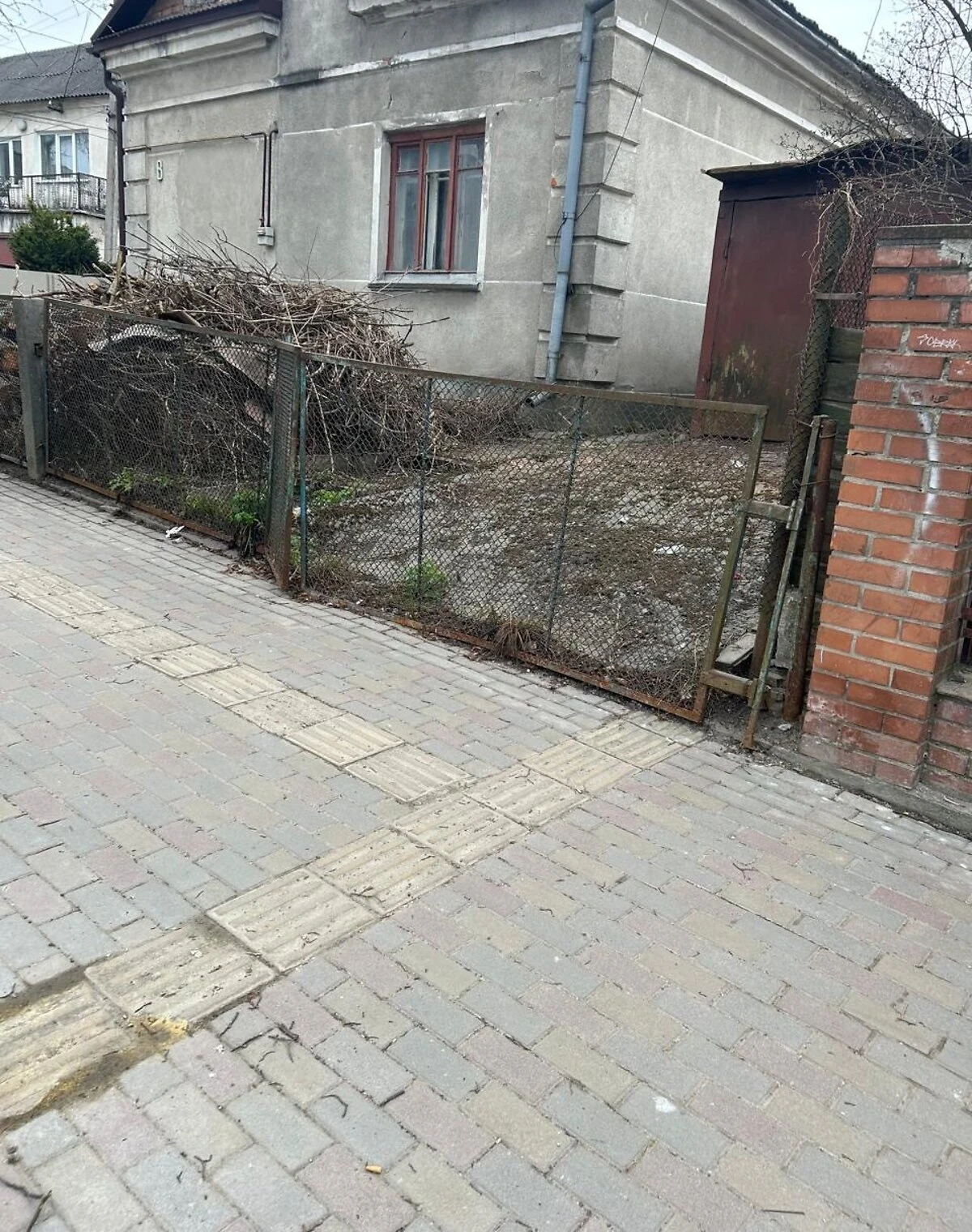 Частина будинку, Старий парк: ділянка, 2 спальні, гараж у дворі - фото 2