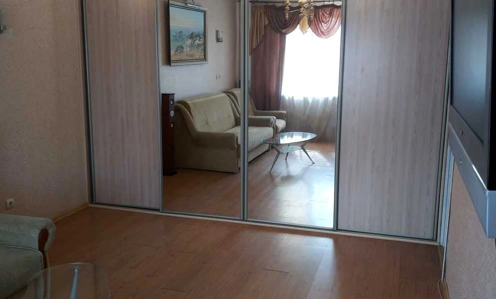 1-комнатная квартира, Деснянский: лоджия 4 м², можно с котом - фото 2