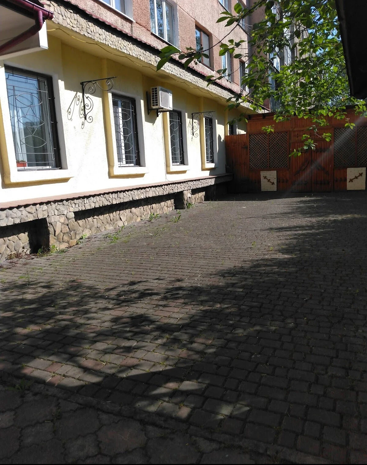 Комерційне приміщення, Борислав: вода й опалення без світла, торг - фото 5