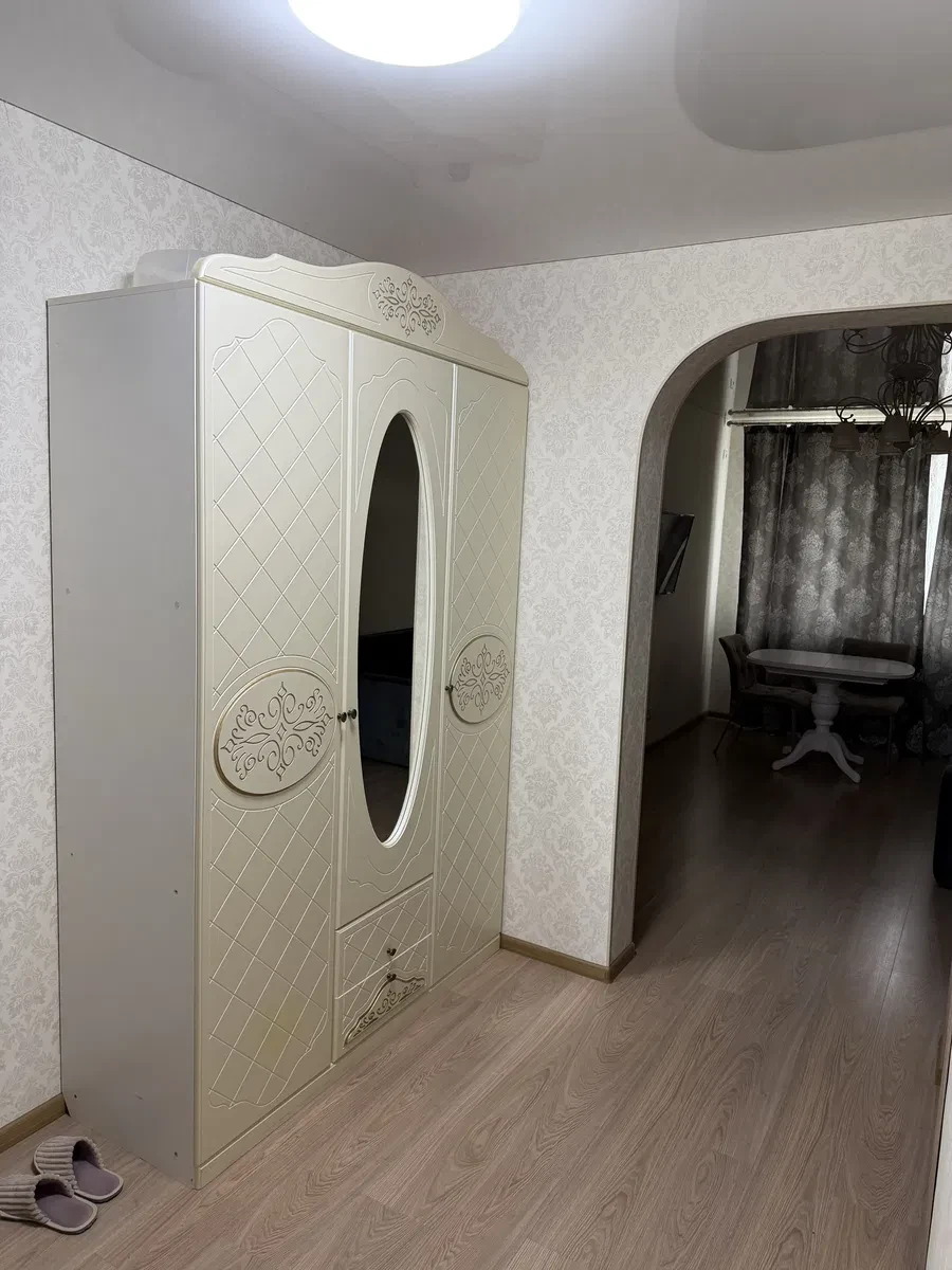 3-кімнатна квартира, Ізюм: свіжий ремонт, меблі та техніка, торг - фото 3