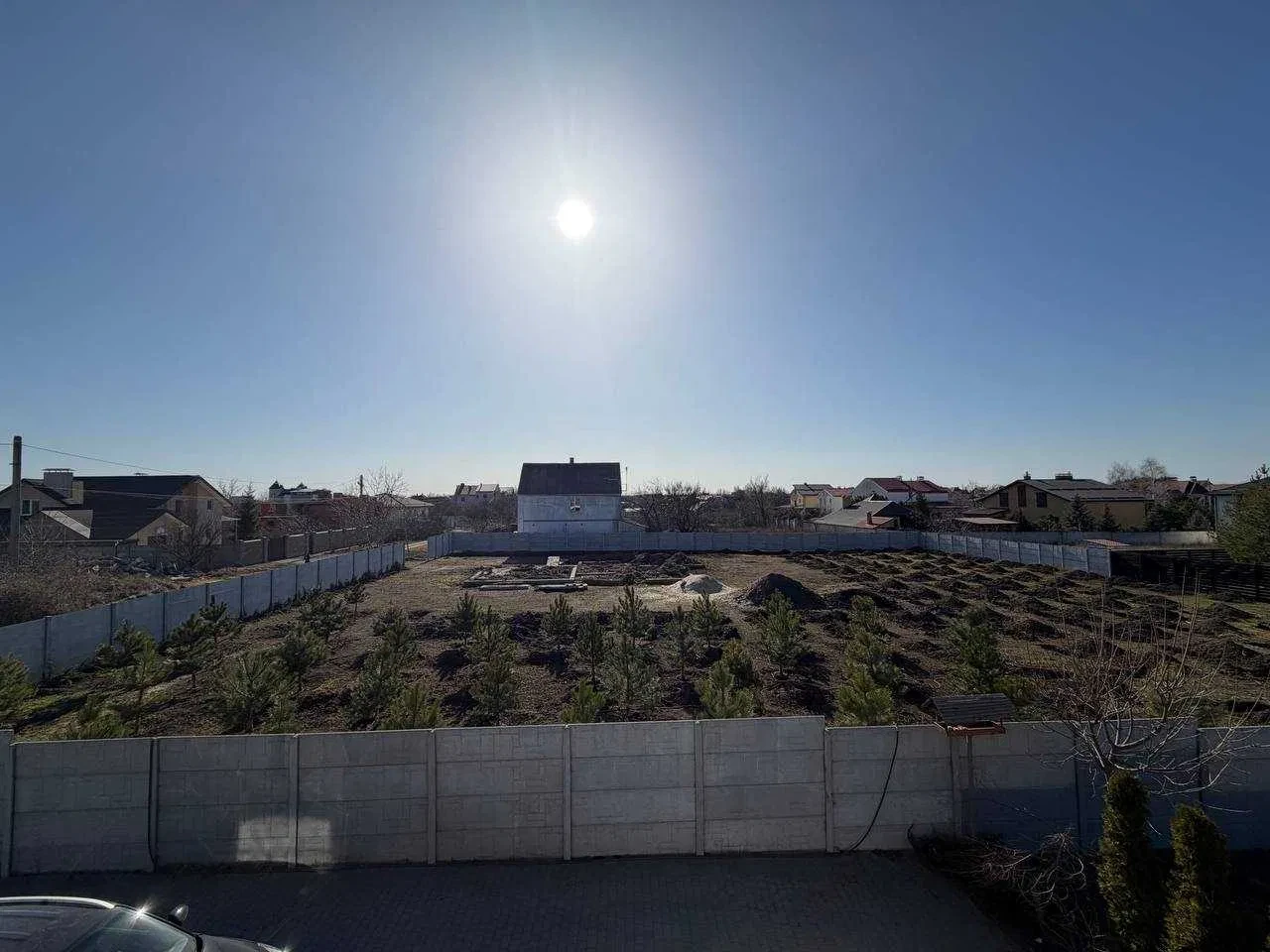 Ділянка 24 соток, Підгородне: електрика 380 В, фундамент, відкатні ворота - фото 4