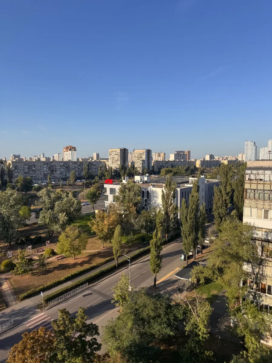 2-кімнатна квартира, Березняки: два балкони, метро Лівобережна 20 хв пішки, фото 4