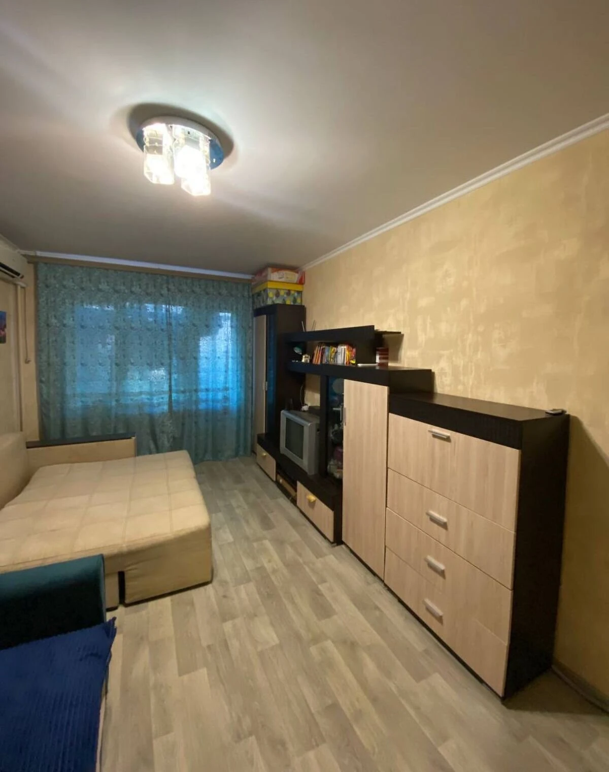 1-комнатная квартира, Автозаводская: панельный дом, внутренний двор - фото 2