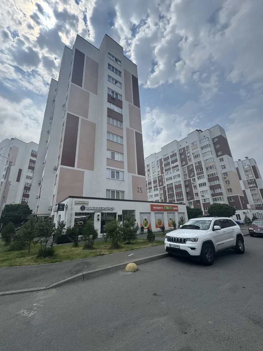 1-кімнатна квартира у ЖК Сади Вишневі: лоджія 10 м² - фото 4