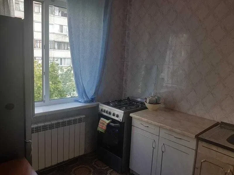 1-кімнатна квартира, Слобідський: вікна у зелений двір, торг, фото 2