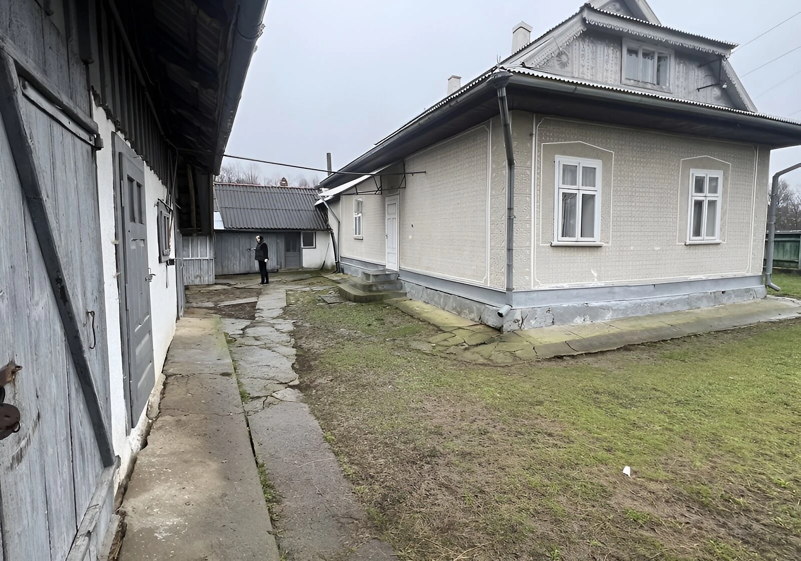 Будинок, Микитинці (Косів): гараж, ділянка 26 соток - фото 4