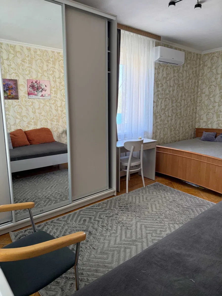 1-кімнатна квартира, Дніпровський: перша здача, газова плита