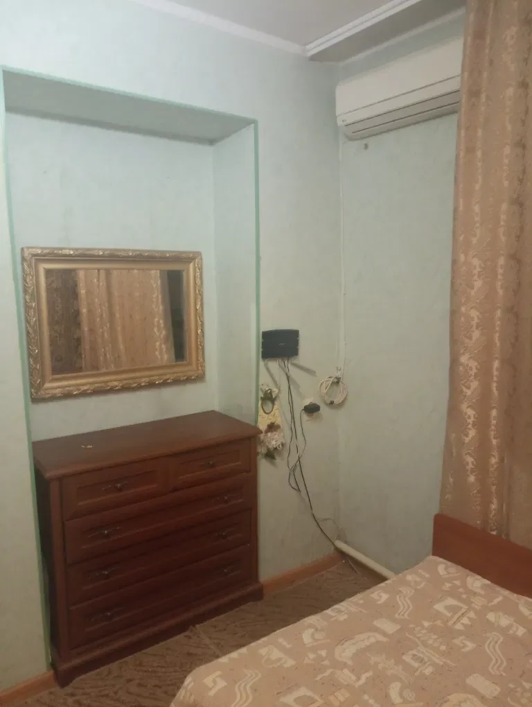 2-кімнатна квартира, Хаджибейський: двір 25 м², паркування на 2 авто - фото 3