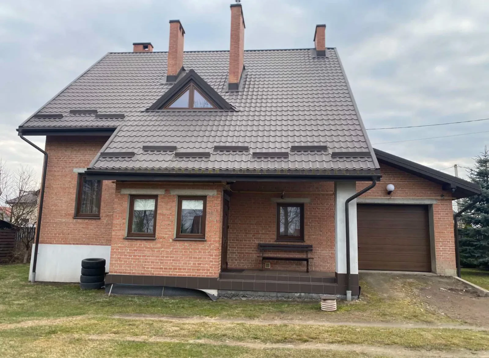 Будинок, Сокільники: 5 кімнат, гараж, 10 соток