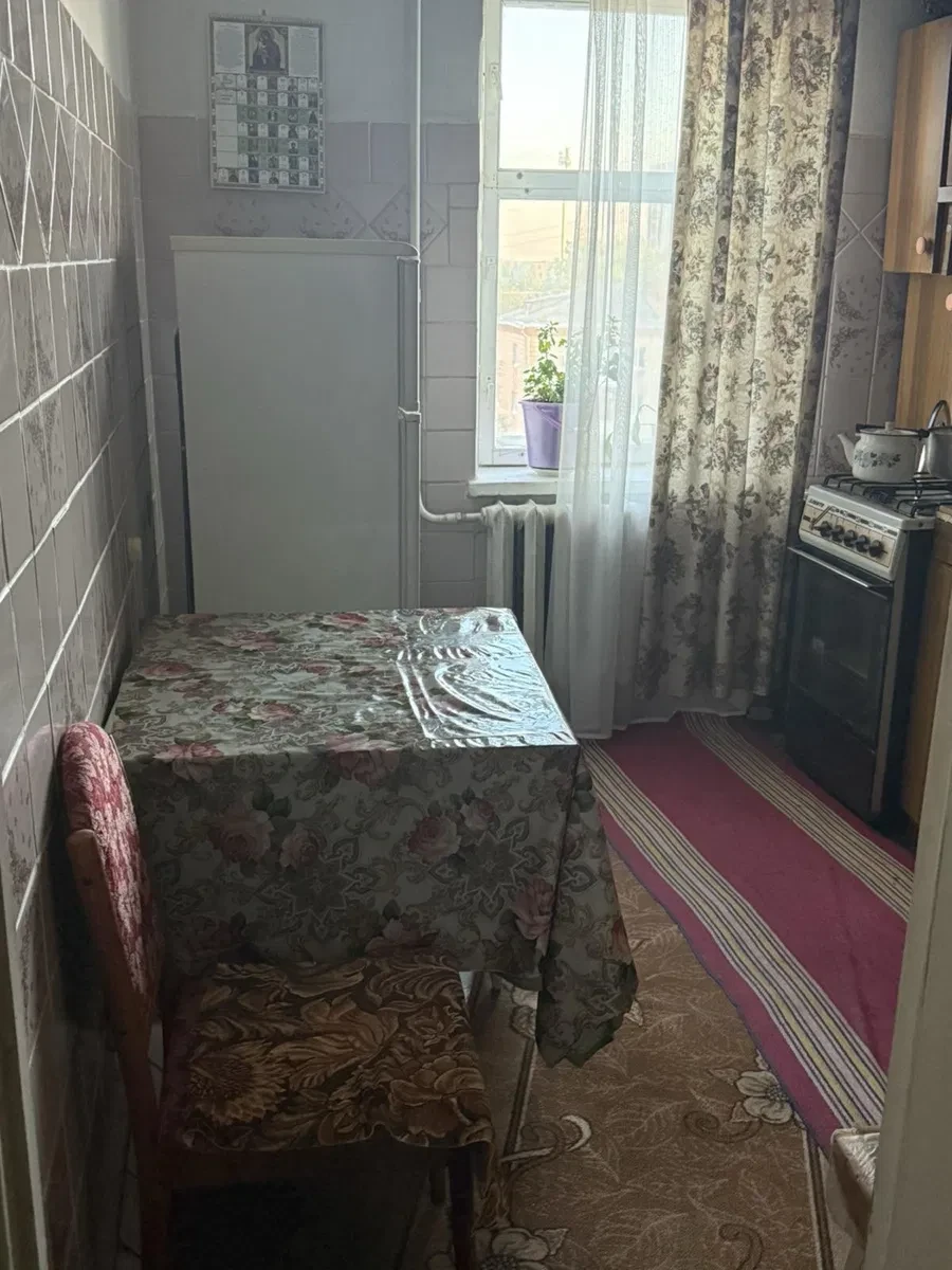 2-комнатная квартира, Звягель: чешская планировка, балкон, фото 3