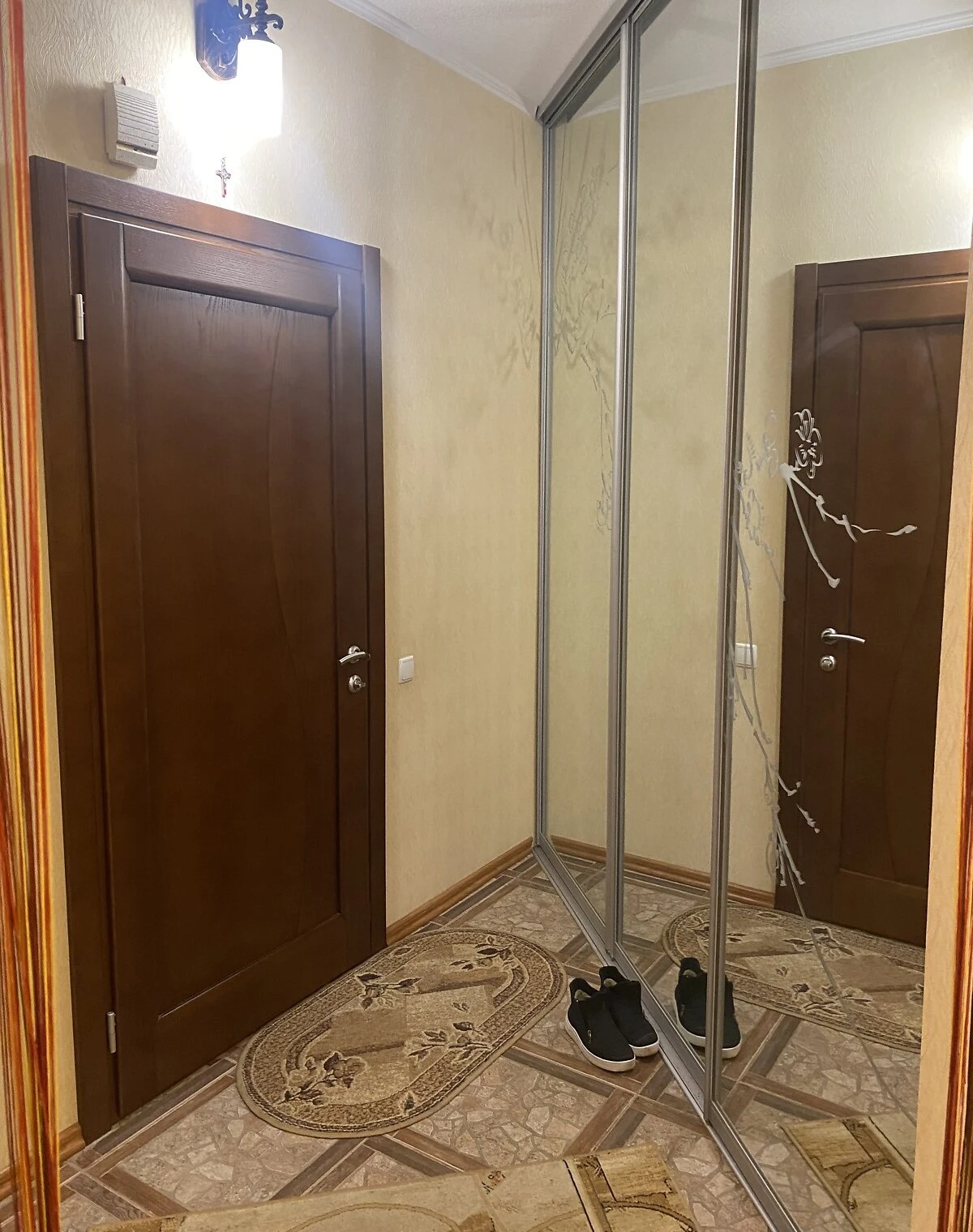 3-кімнатна квартира, Титова: євроремонт, резервне живлення, укриття - фото 3