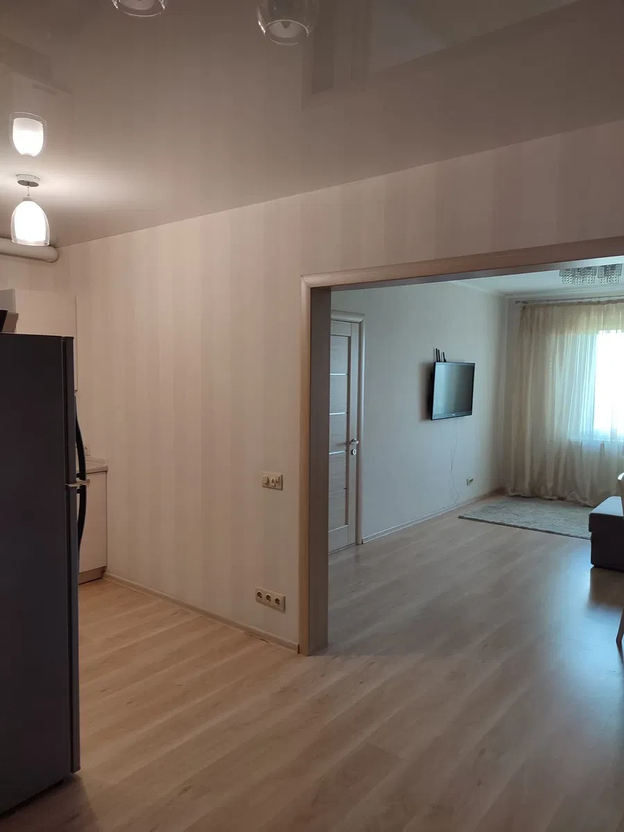 3-кімнатна квартира, Дарницький: резервне живлення, озеро