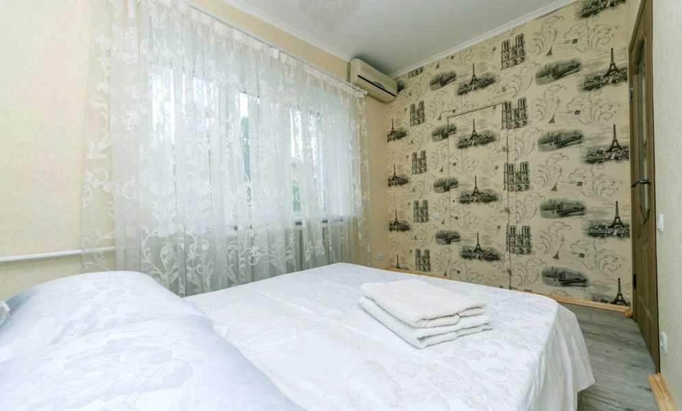 2-кімнатна квартира, Шевченківський: метро за 5 хвилин, паркування - фото 2