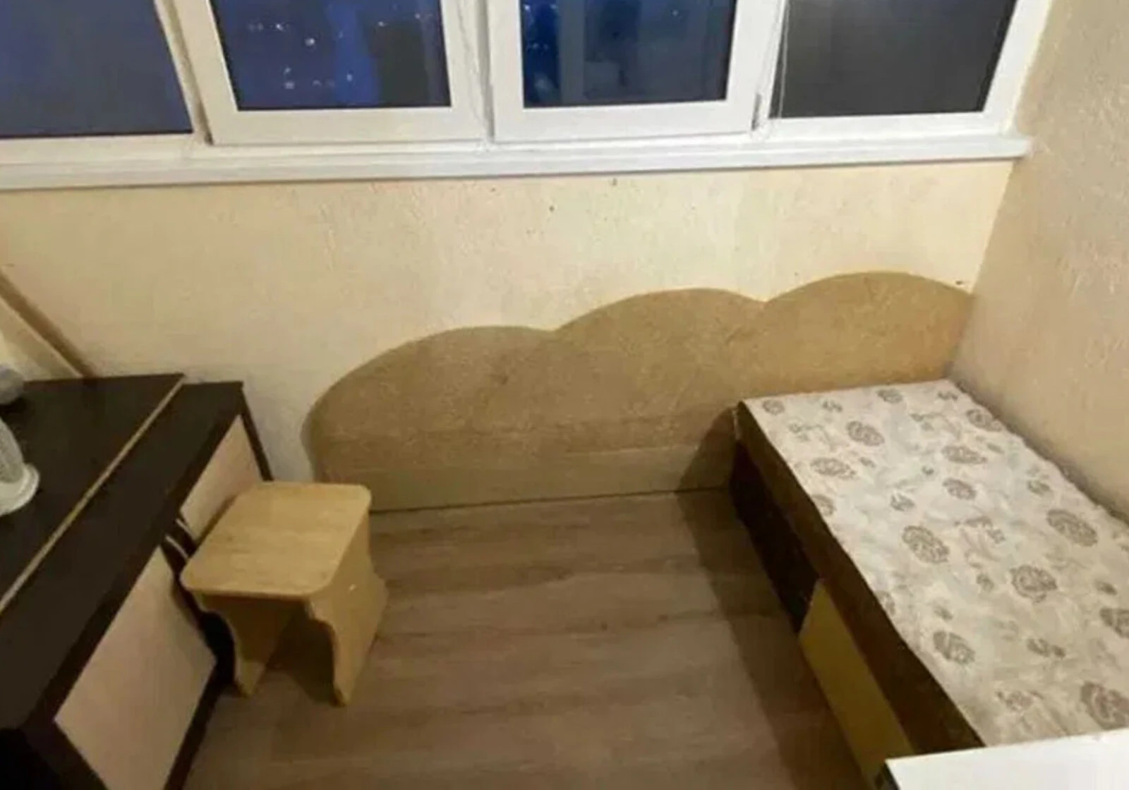 1-кімнатна квартира, Нивки: ліфт, вода й опалення без світла - фото 4