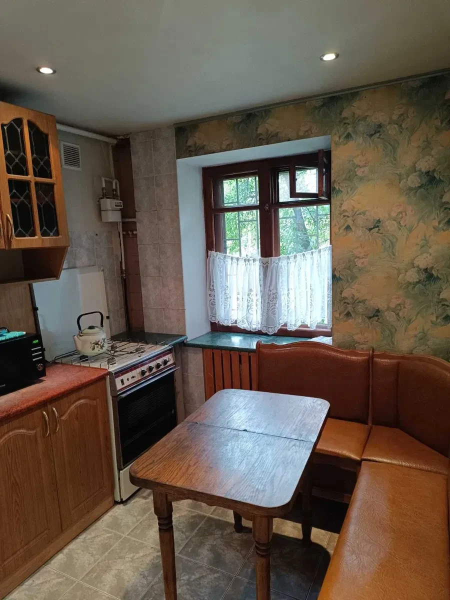 2-комнатная квартира, Дарницкий: тепло и вода без света - фото 1