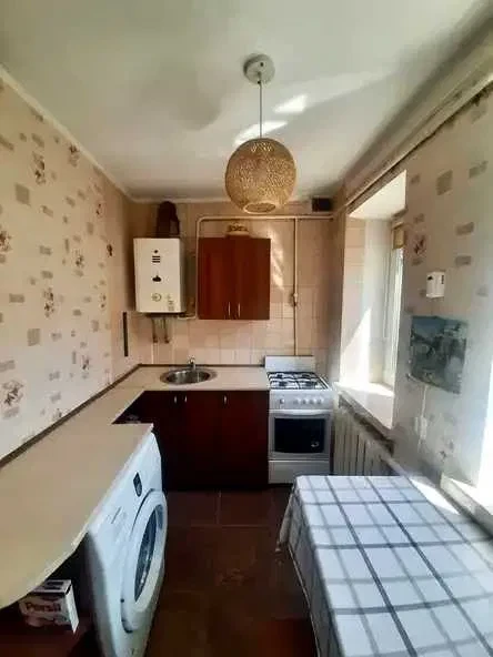 2-кімнатна квартира, Солом'янський: хрущовка, мебльована - фото 1