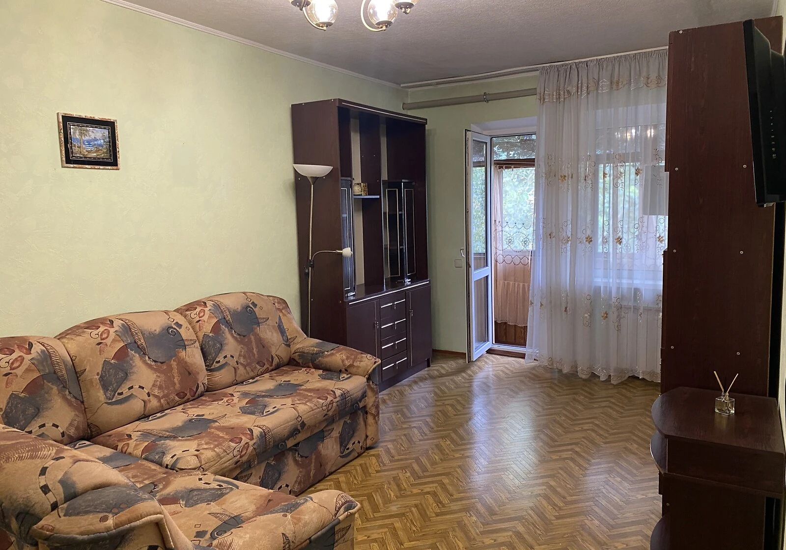 3-комнатная квартира, Днепр: возможен торг, газ и вода без света - фото 1