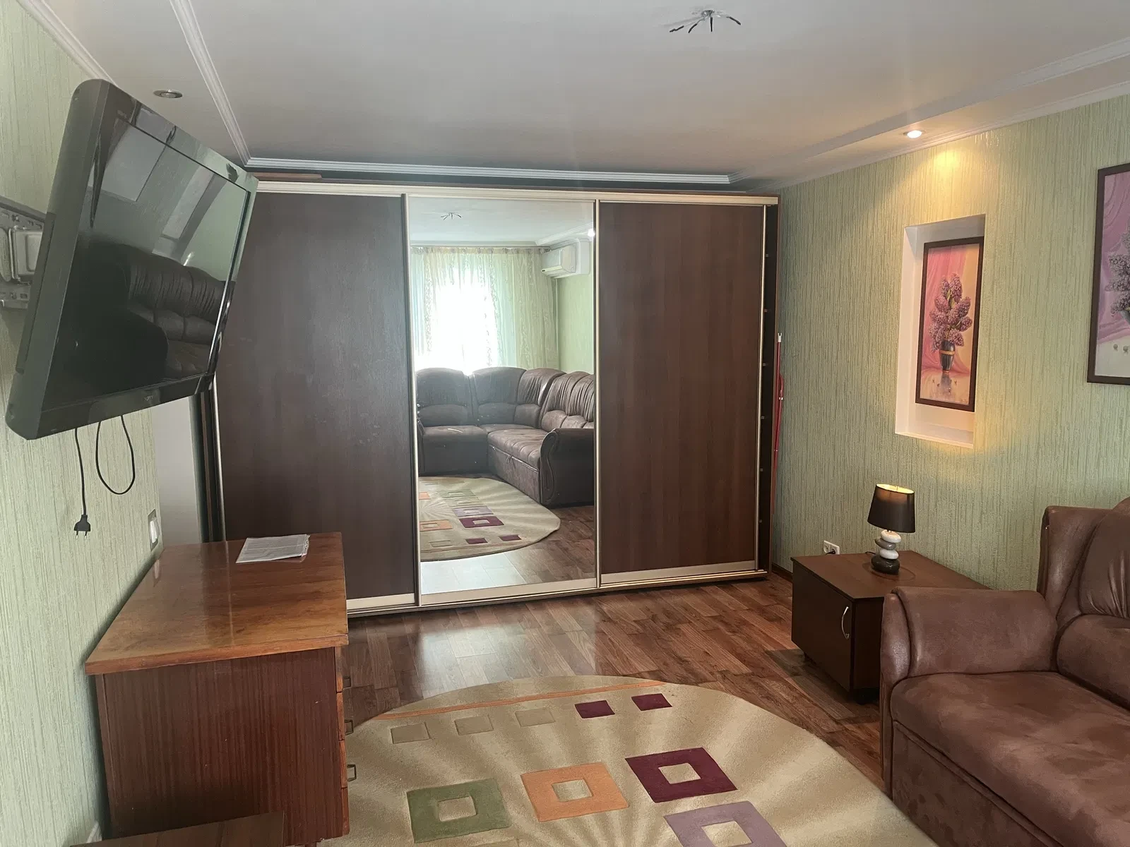 2-кімнатна квартира, Хортицький: євроремонт, меблі залишаються, фото 2