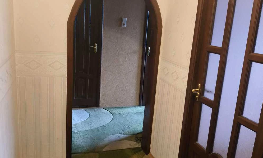 2-кімнатна квартира, Подільський: засклений балкон, без комісії - фото 2