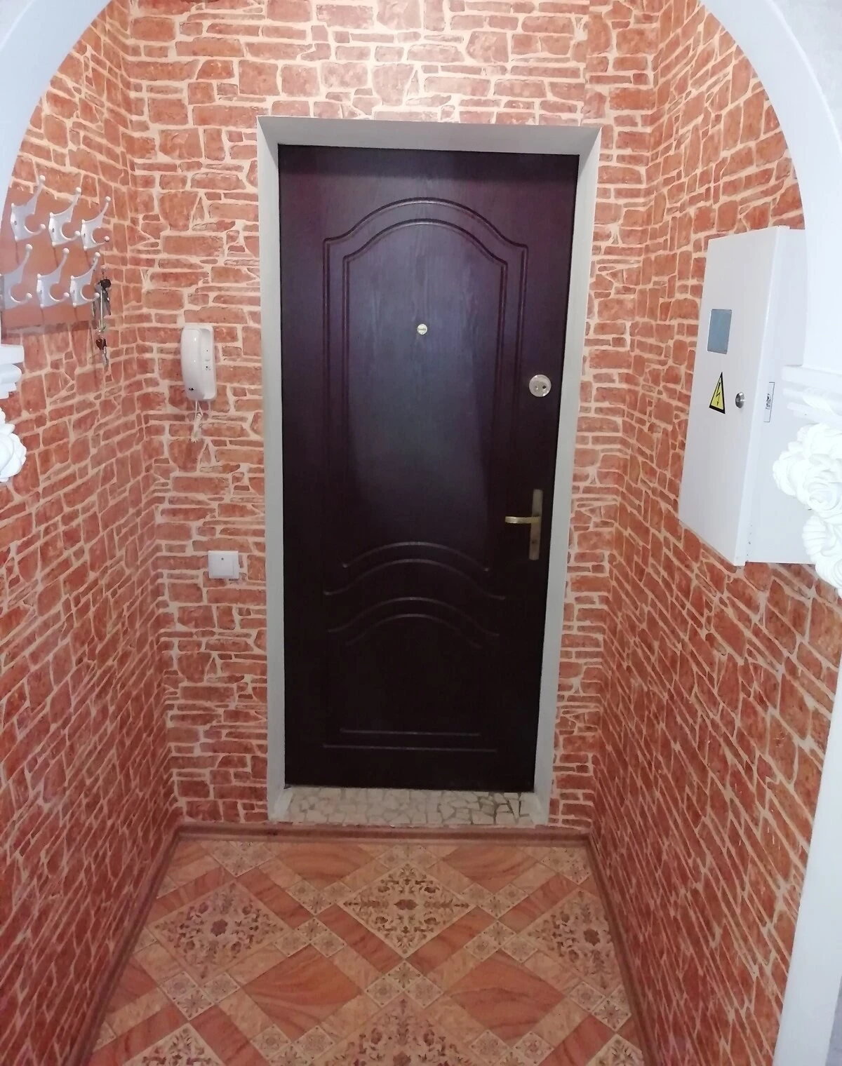 2-комнатная квартира, Корабельный: балкон или лоджия - фото 1