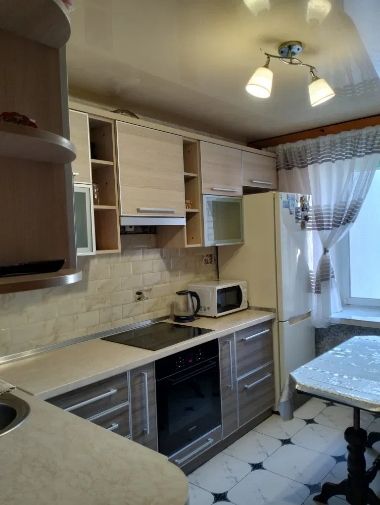 1-кімнатна квартира, Рокосовського: меблі і техніка, косметичний ремонт, фото 2