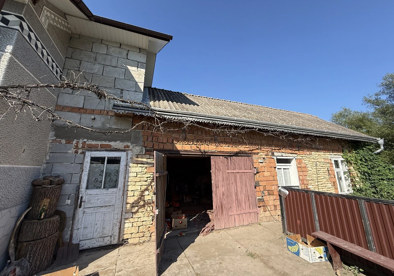 Будинок, Добрівляни: гараж із підвалом, вода й газ без світла - фото 5