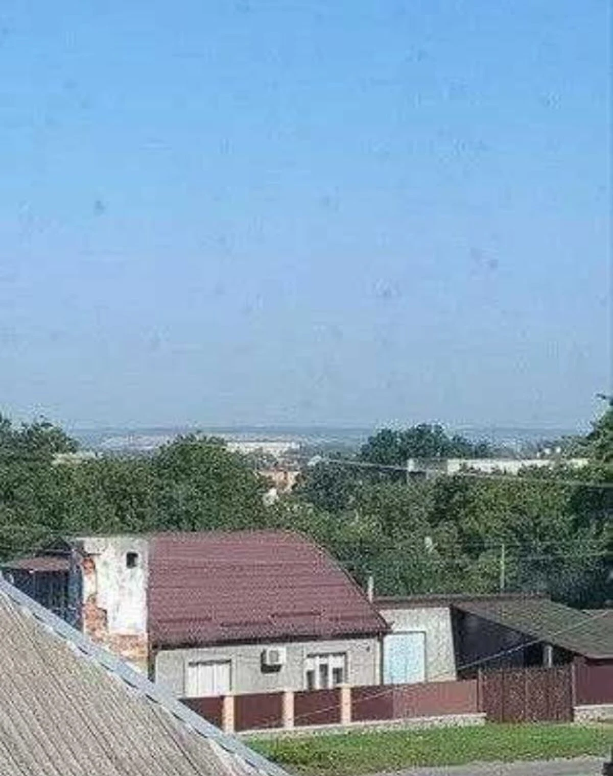 Будинок, Звенигородка: гараж із підвалом, сад і паркан, фото 5