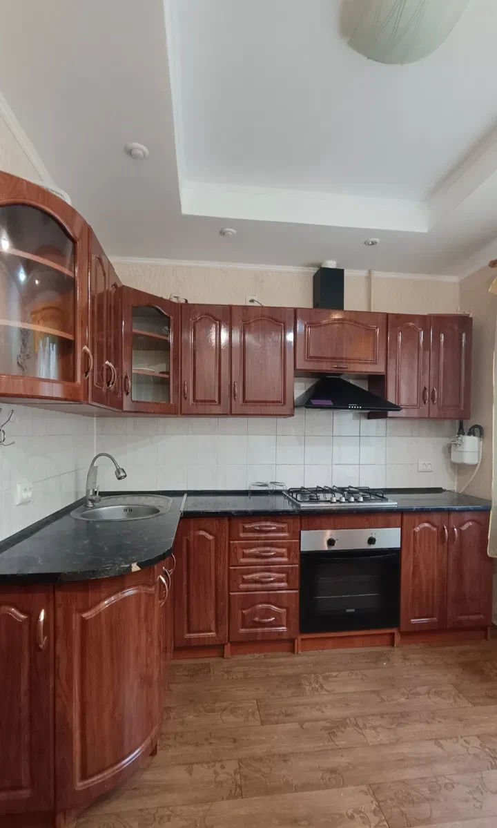3-комнатная квартира, Таращанский массив, отдельные комнаты, фото 2