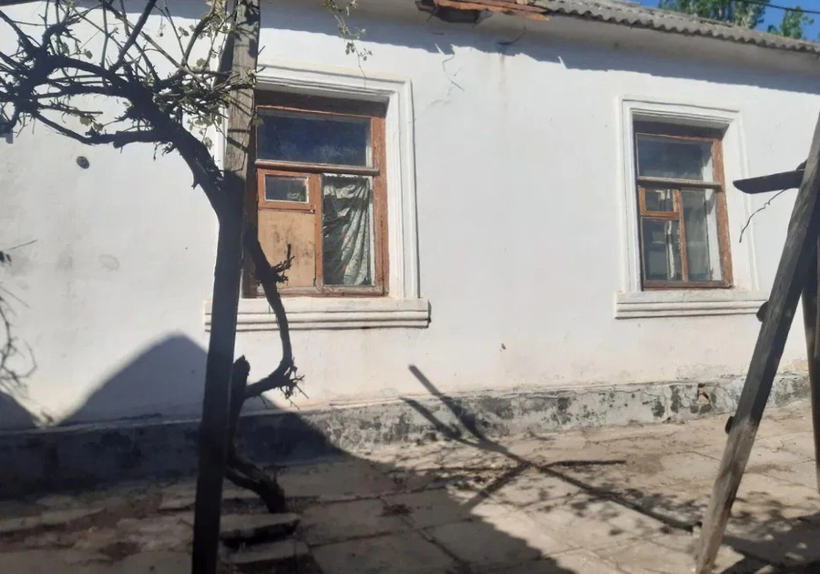 Дом, Корабельный: 9 соток, возможен торг