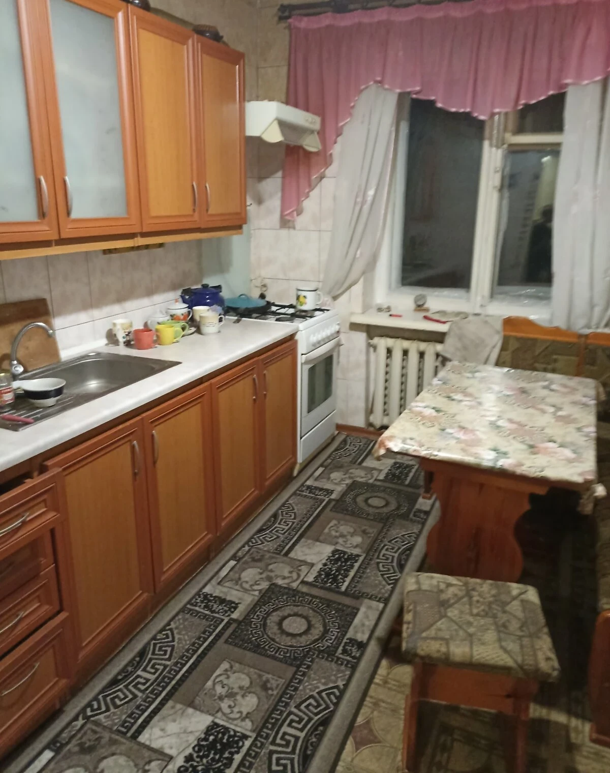 3-кімнатна квартира, Конотоп: цегляні стіни, балкон - фото 2