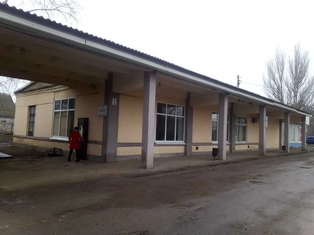 Комплекс будівель, Новий Буг: у центрі міста, асфальтована дорога - фото 1