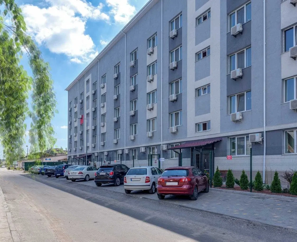 Студія, Дніпровський: метро Лісова 15 хв пішки - фото 1