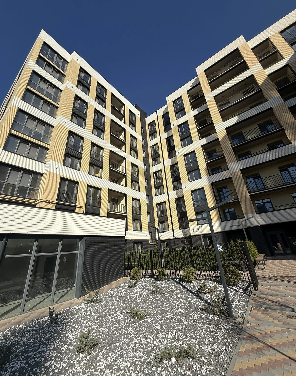 2-кімнатна квартира, Озерна: новобудова, резервне живлення - фото 3