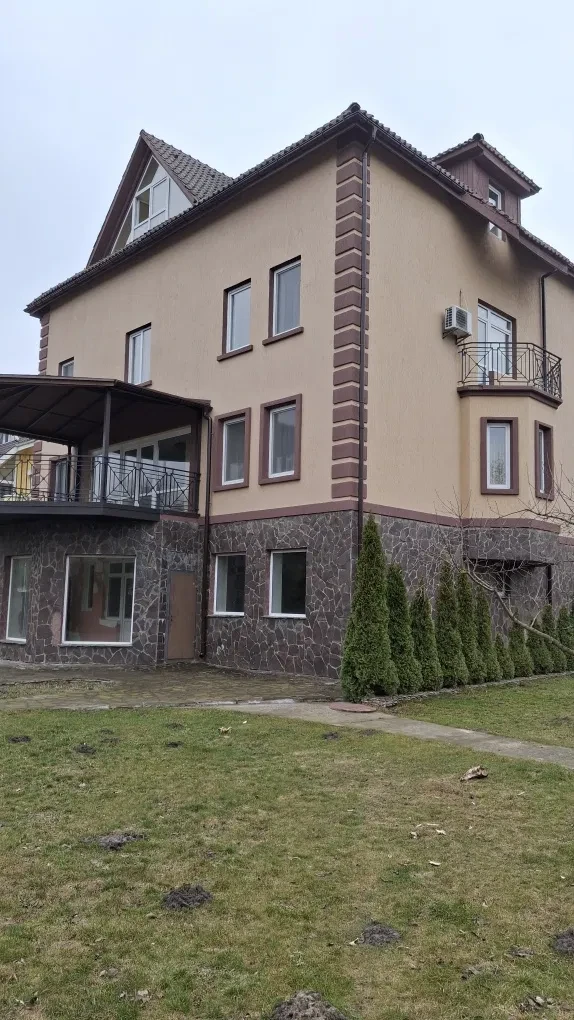 Будинок у ЖК Прокурорське: власне озеро, басейн, укриття - фото 2