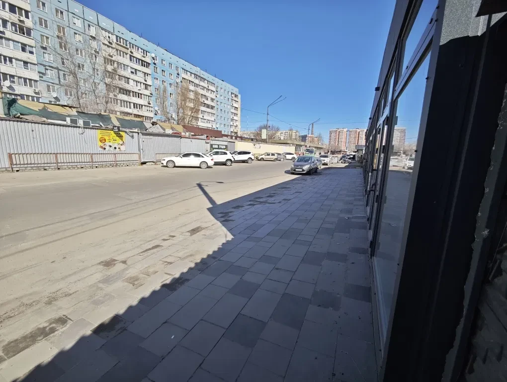 Магазин, Новокодацький: фасадне приміщення, можна об’єднати 60 м², фото 3