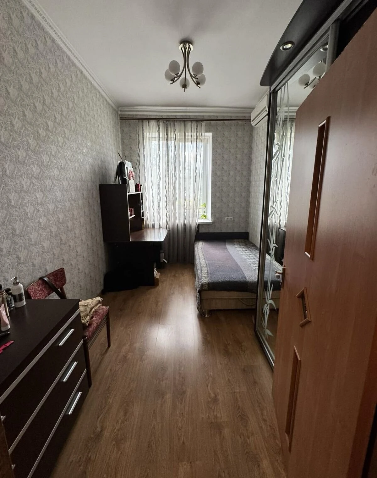 2-кімнатна квартира, вул. Олексія Поради: цегляні стіни, бойлер, фото 3
