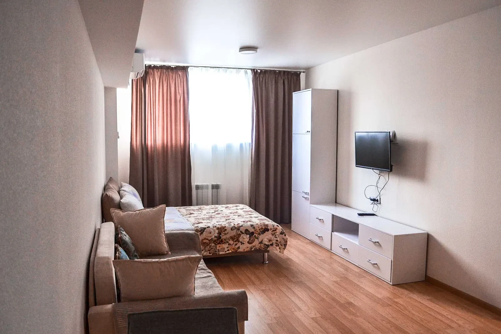 2-кімнатна квартира у ЖК SMART HOUSE: 10 хв до метро Берестейська - фото 1