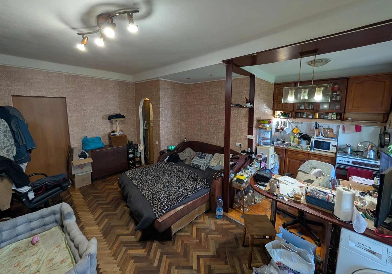 2-комнатная квартира, Днепровский: кухня-студия, косметический ремонт - фото 2
