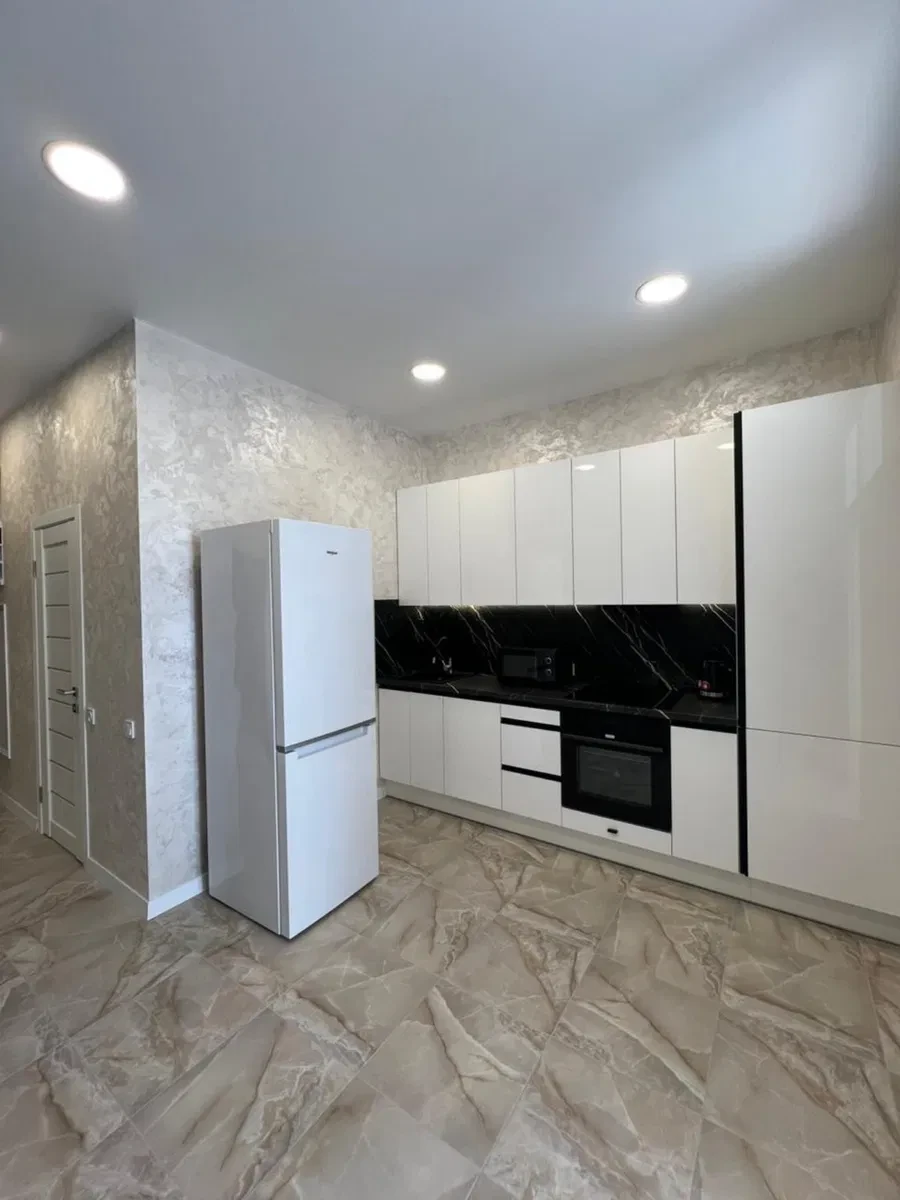 3-кімнатна квартира, Соборний: 2 окремі спальні, генератори - фото 4