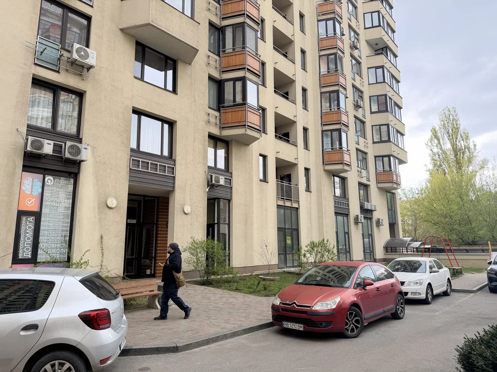 Приміщення у ЖК Сонячна брама: фасад 5 м, окремий вхід - фото 4