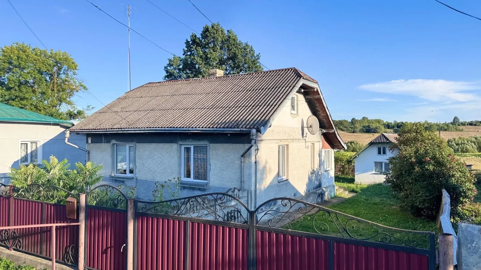 Будинок, Тлумач: 25 соток, господарські будівлі - фото 2
