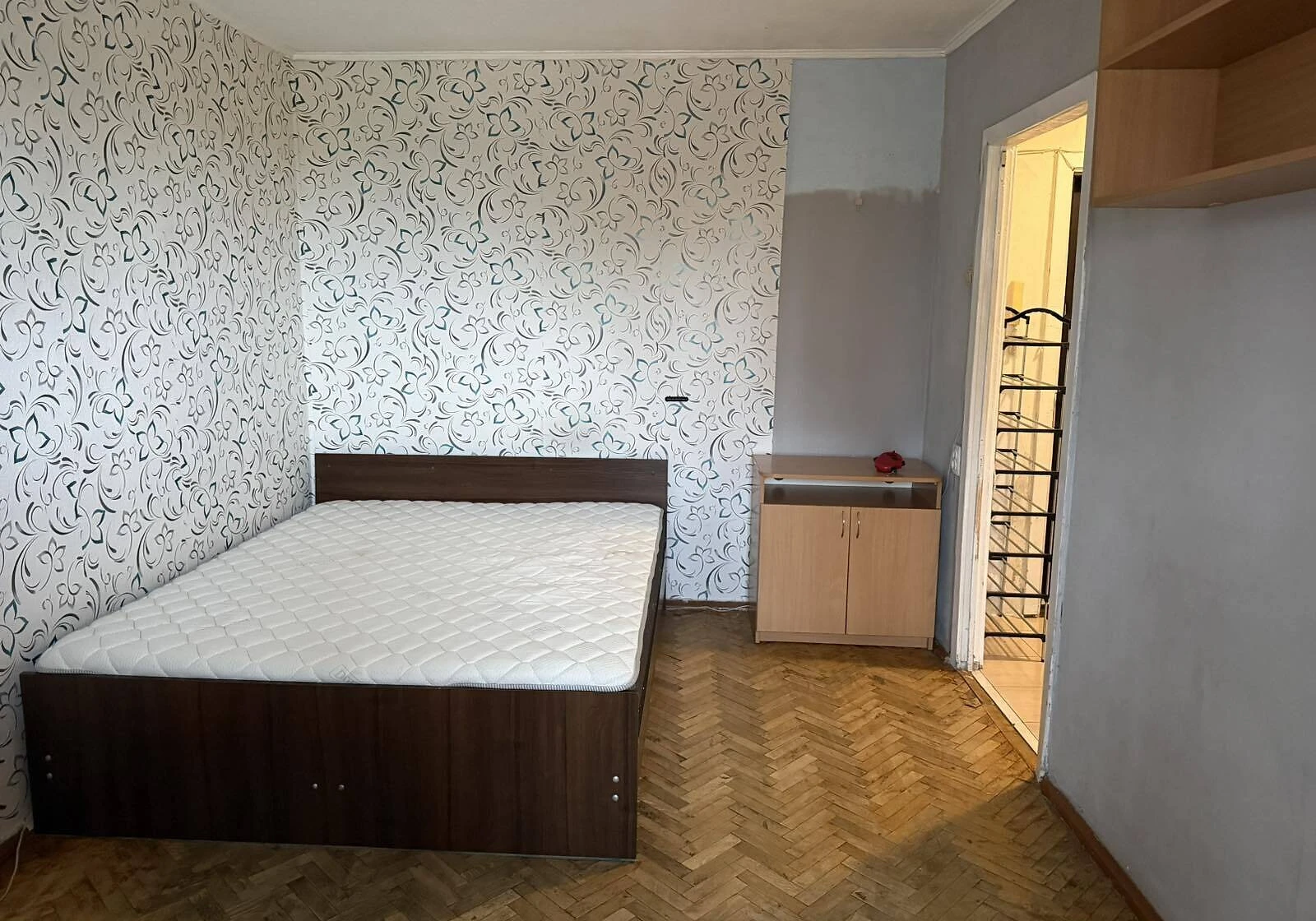 1-комнатная квартира, Борщаговка: отопление работает без света - фото 1