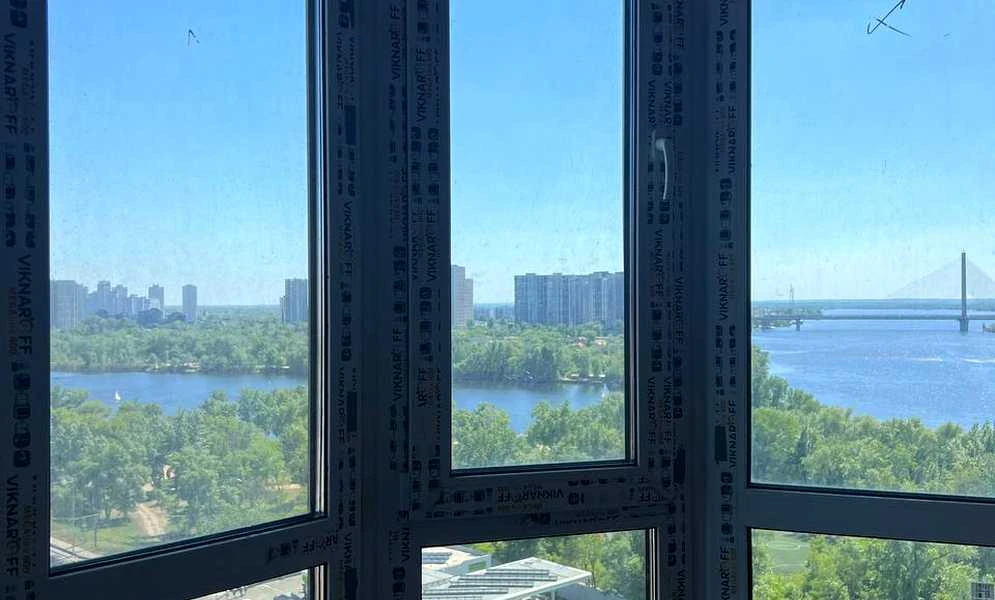 1-комнатная квартира в ЖК Берег Днепра: вид на Днепр - фото 1