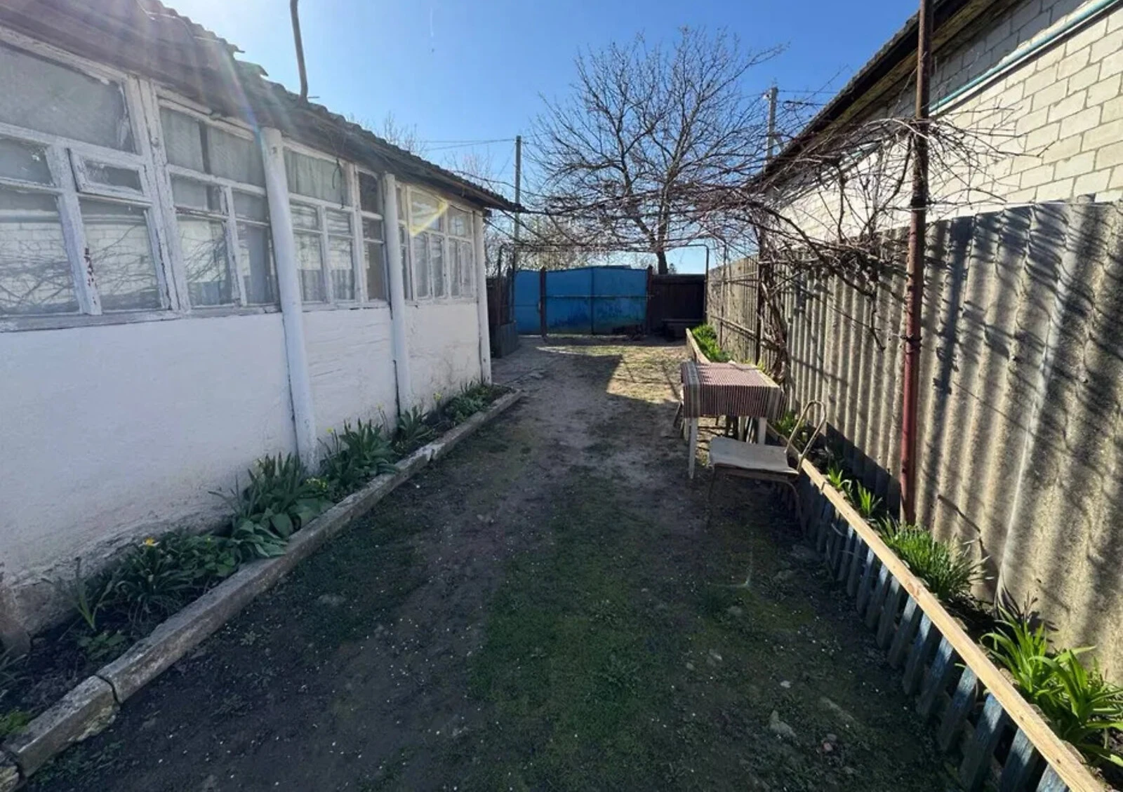 Будинок, Буринь: газове опалення, цегляні стіни, шиферний дах, фото 5