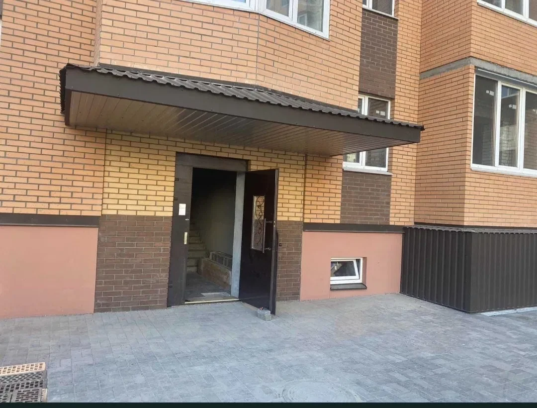 1-комнатная квартира, ЮЗ: єОселя, панорамные окна, фото 3