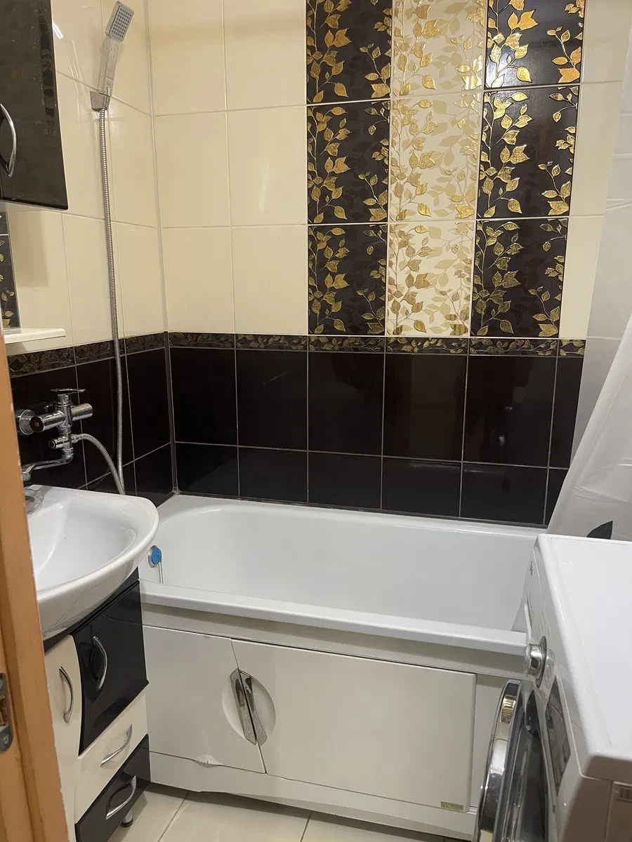 1-кімнатна квартира, Біла Церква: меблі та техніка, гаряча вода - фото 4