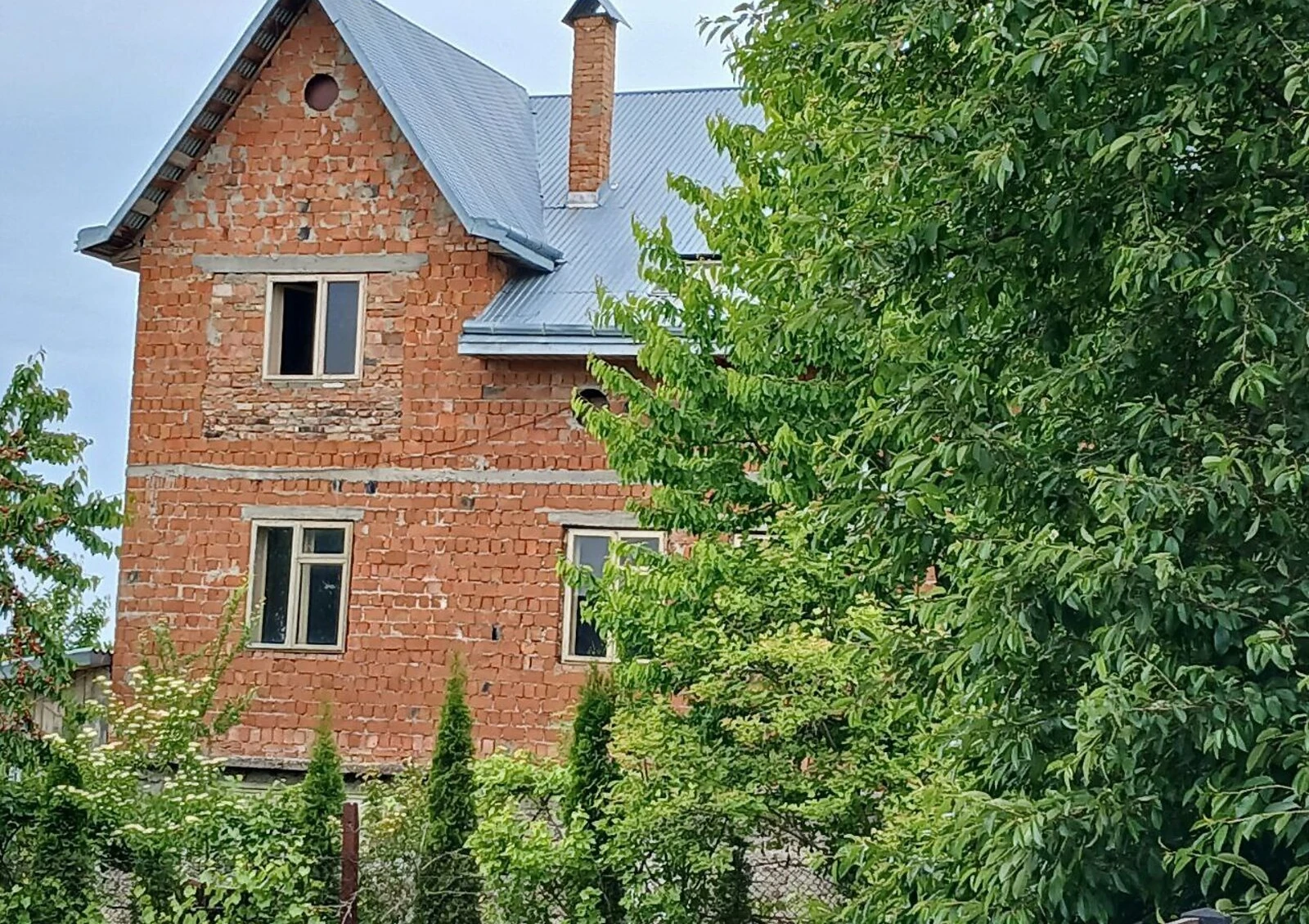 Будинок, Садгірський: 10 соток, гараж у підвалі, без оздоблення - фото 5