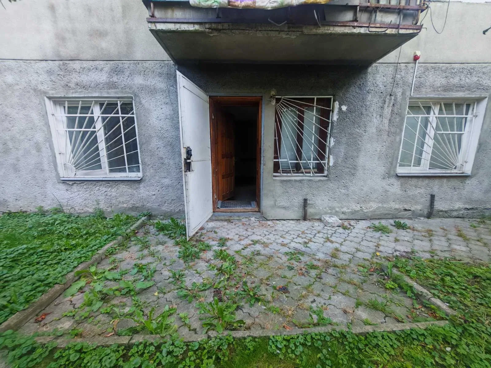 4-кімнатна квартира, Дрогобич: окремий вхід, перший поверх, фото 2